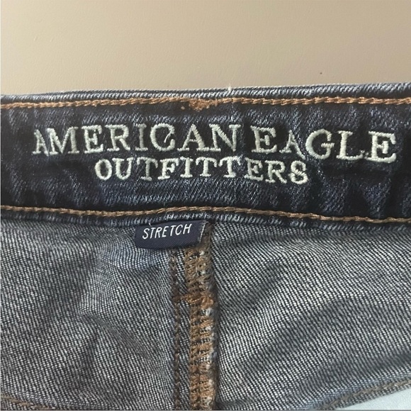 American Eagle Hi-Rise Festival Cutoff Jean Shorts - Size 2 - Picture 4 of 14